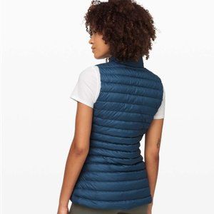 Lululemon Pack It Down Vest Code Blue SIZE  2 NWT